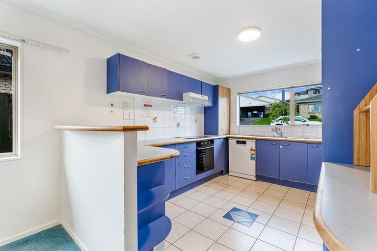 Photo of property in 4 Parkridge Way, Henderson, Auckland, 0612