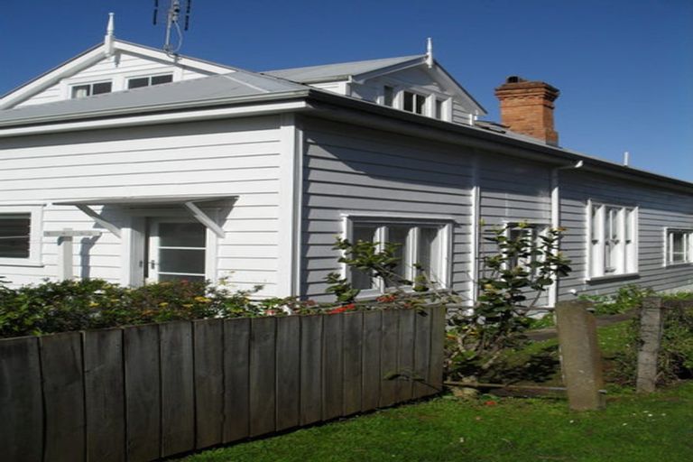 Photo of property in 6 Tudor Street, Devonport, Auckland, 0624