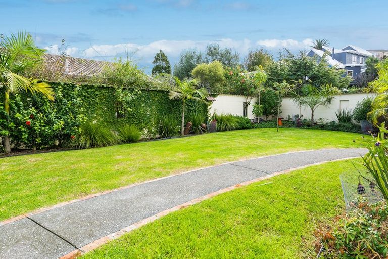 Photo of property in 57 Hadfield Street, Beach Haven, Auckland, 0626