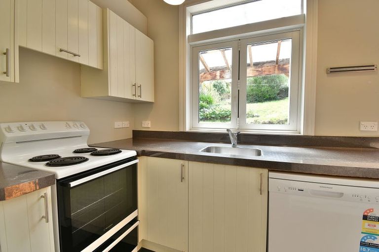 Photo of property in 32 Clifford Street, Dalmore, Dunedin, 9010