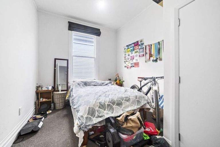 Photo of property in 142 Tinakori Road, Thorndon, Wellington, 6011