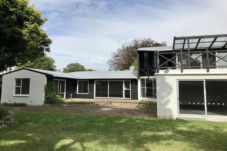 Photo of property in 11a Weston Road, St Albans, Christchurch, 8052