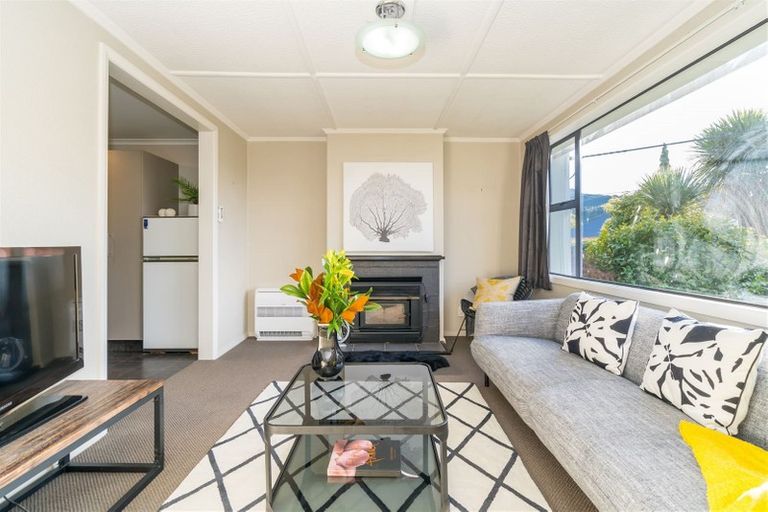 Photo of property in 12 Freyberg Avenue, Sawyers Bay, Port Chalmers, 9023