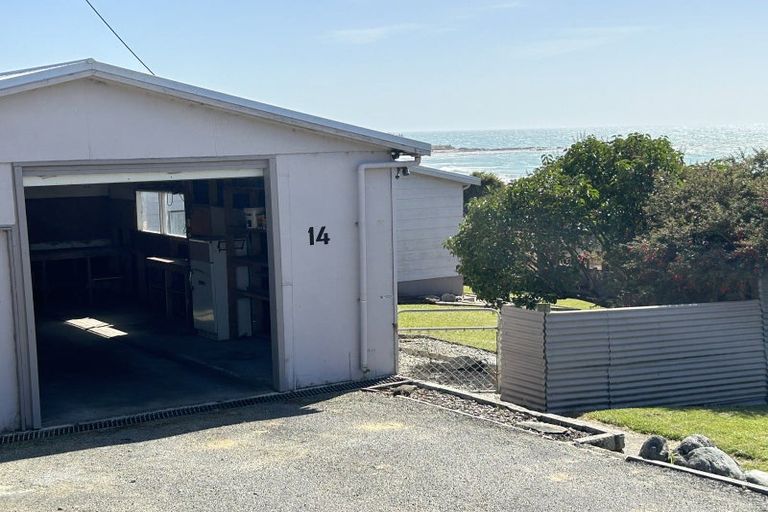 Photo of property in 16 Spiers Street, Kakanui, Oamaru, 9495