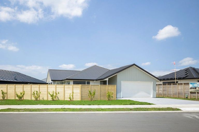 Photo of property in 269 Kupe Drive, Whitianga, 3510