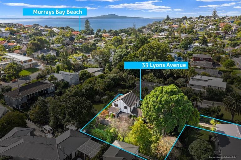 Photo of property in 33 Lyons Avenue, Murrays Bay, Auckland, 0630