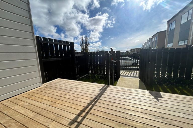 Photo of property in 16/27 Glenorchy Street, Glen Eden, Auckland, 0602