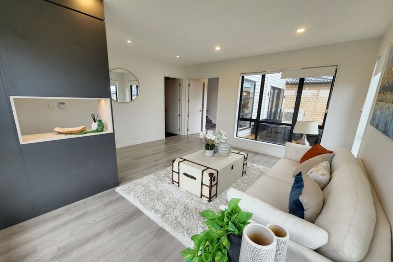 Photo of property in 19 Henriette Place, Totara Park, Auckland, 2105