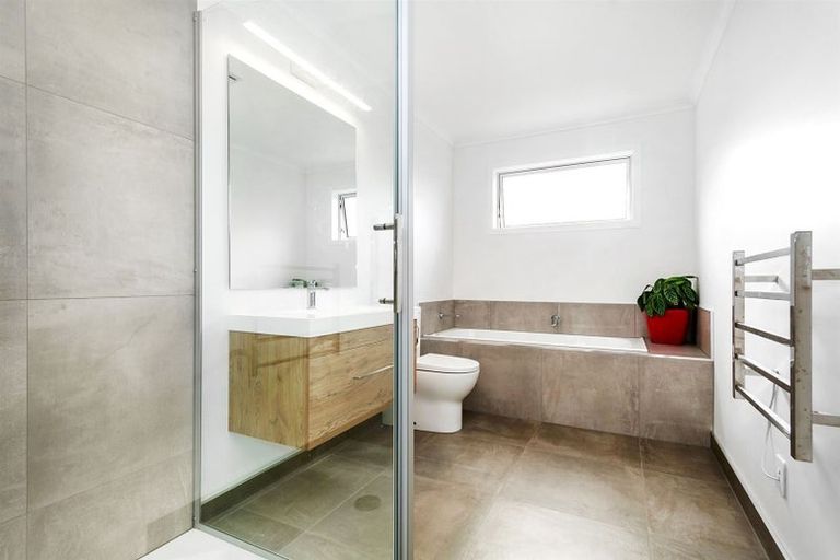 Photo of property in 7 Torea Place, Kenepuru, Porirua, 5022