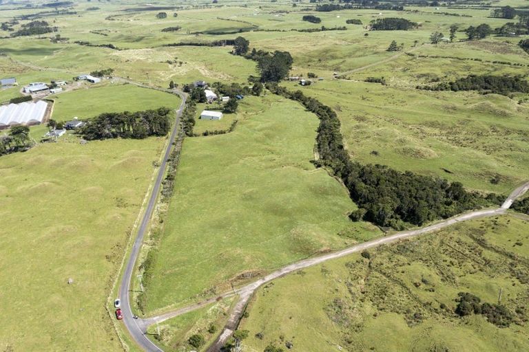 Photo of property in 107a Ngariki Road, Rahotu, Opunake, 4684