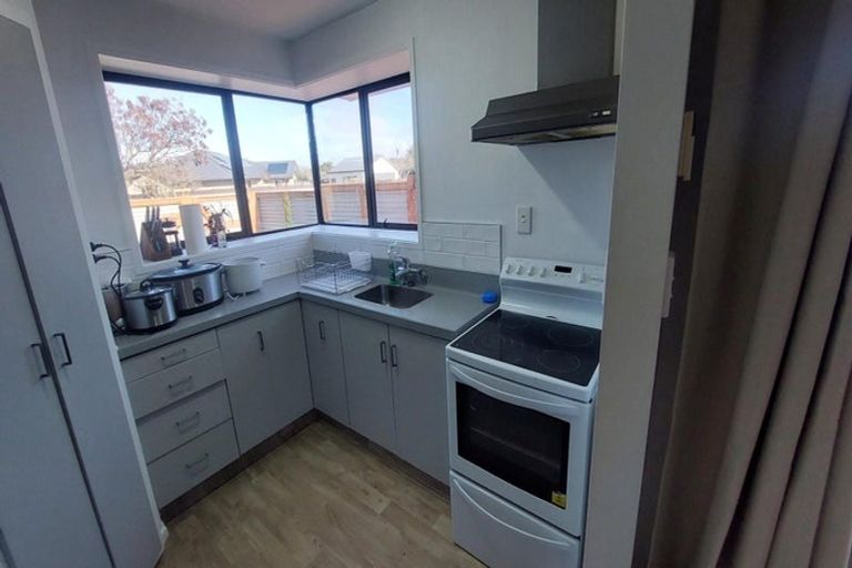 Photo of property in 2/29 Palmers Road, New Brighton, Christchurch, 8083