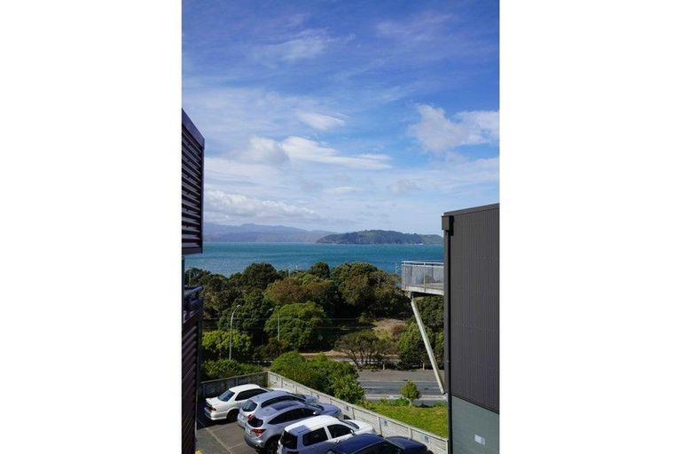 Photo of property in 9/2 Onslow Road, Khandallah, Wellington, 6035