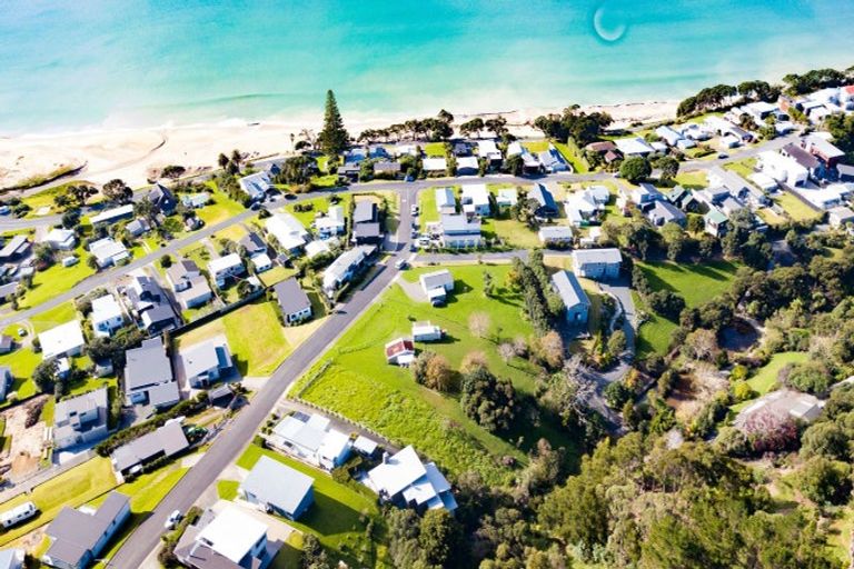 Photo of property in 13 Lang Road, Langs Beach, Waipu, 0582