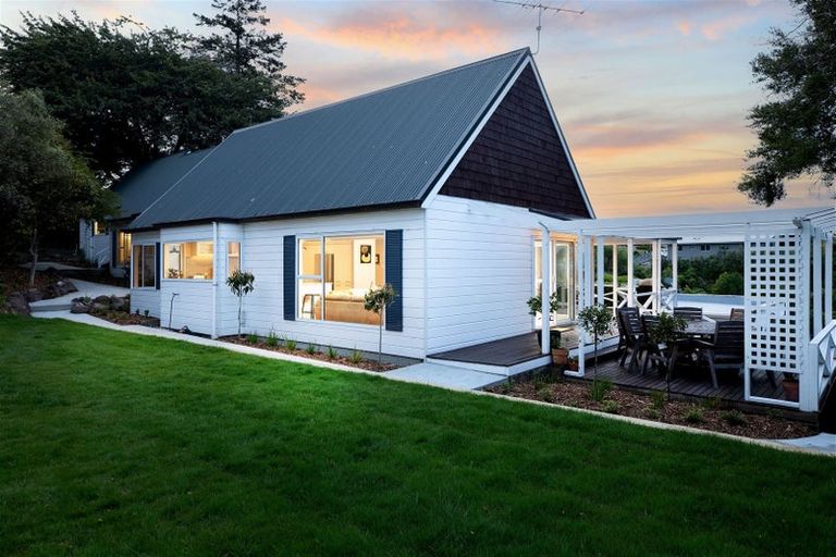 Photo of property in 4 Lady Polson Lane, Cashmere, Christchurch, 8022