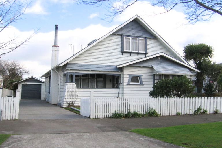 Photo of property in 16 Mere Mere Avenue, Palmerston North, 4414