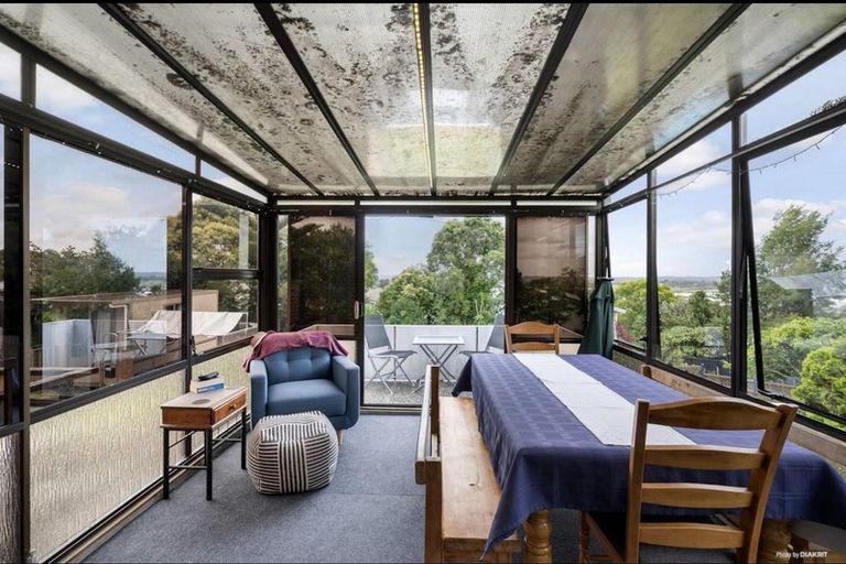 Photo of property in 18 Royal Road, Massey, Auckland, 0614