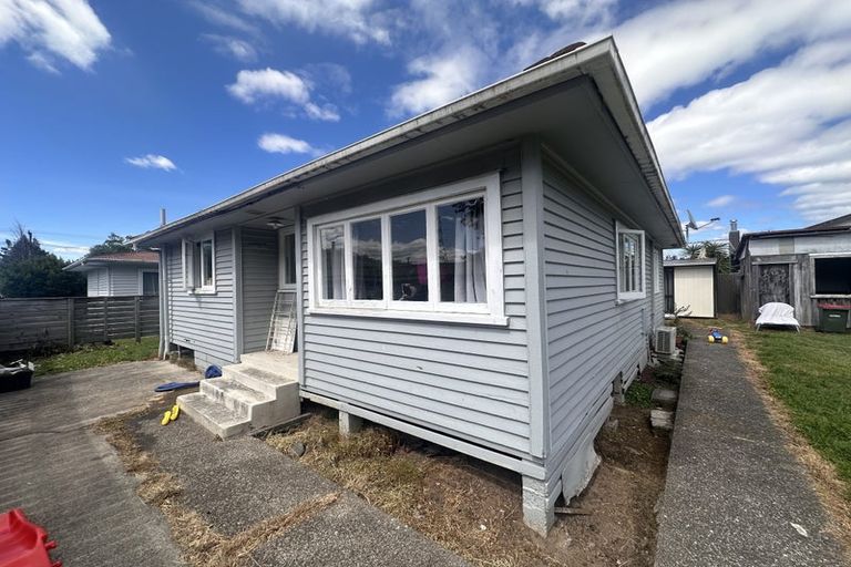Photo of property in 135 Clayton Road, Mangakakahi, Rotorua, 3015