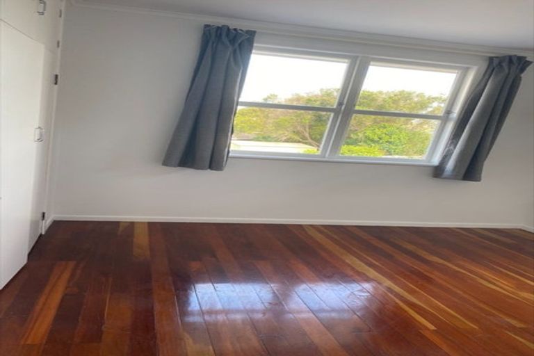 Photo of property in 24 Aotea Road, Glen Eden, Auckland, 0602