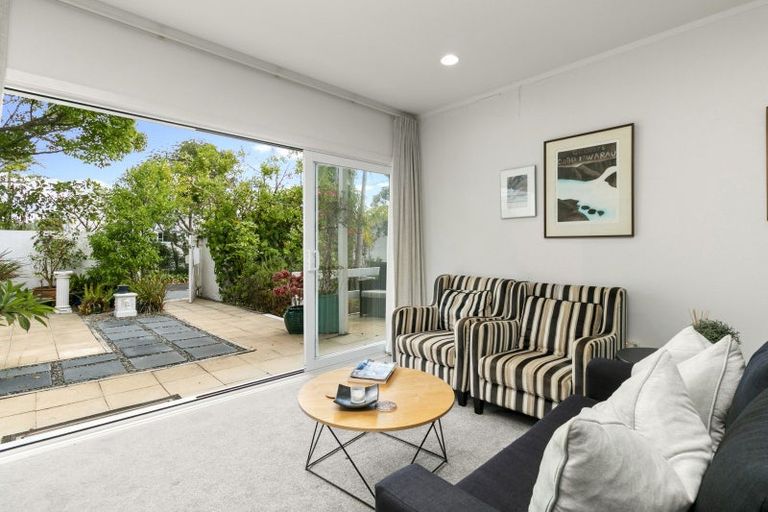 Photo of property in 1/17 Cameron Street, Takapuna, Auckland, 0622