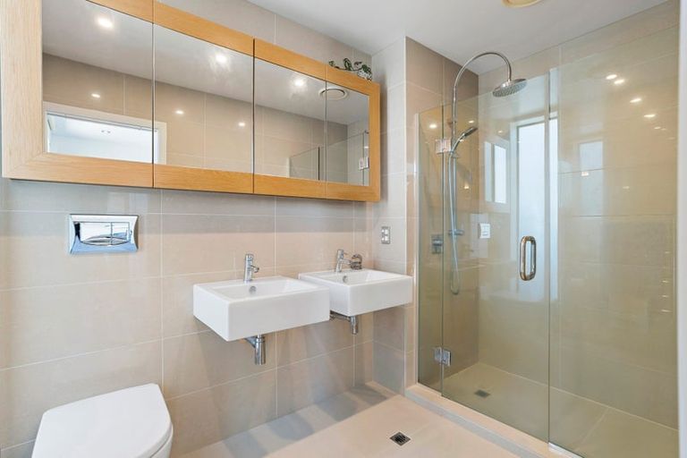 Photo of property in Maison Apartments, 403/16 Huron Street, Takapuna, Auckland, 0622