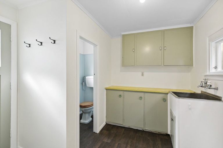 Photo of property in 37 Ribble Street, Island Bay, Wellington, 6023