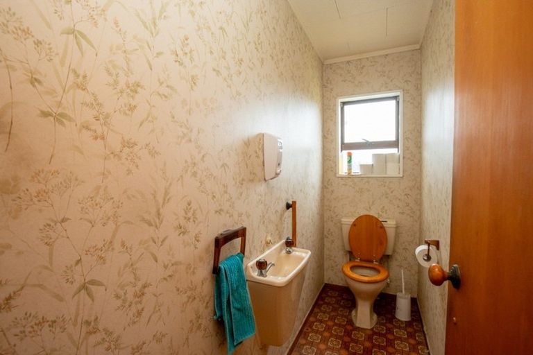 Photo of property in 17 Mahana Road, Ngatea, 3503