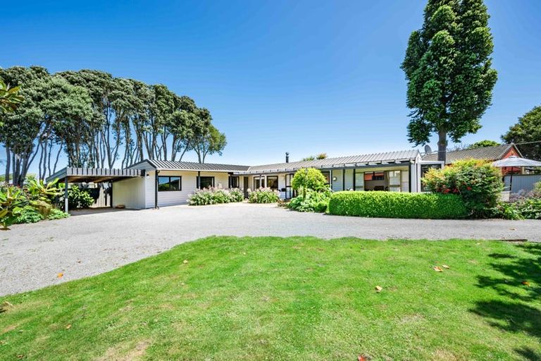 Photo of property in 314 Te Moana Road, Waikanae, 5036