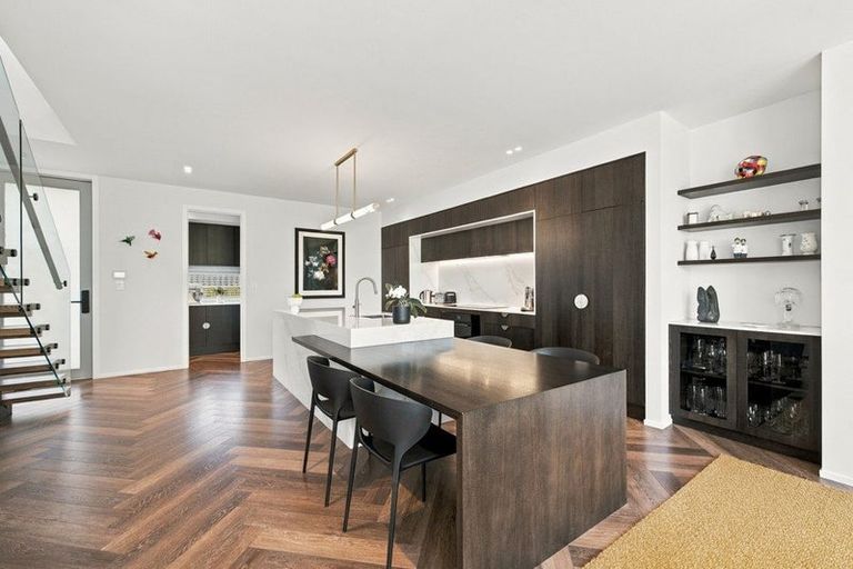Photo of property in 3/130 Office Road, Merivale, Christchurch, 8014