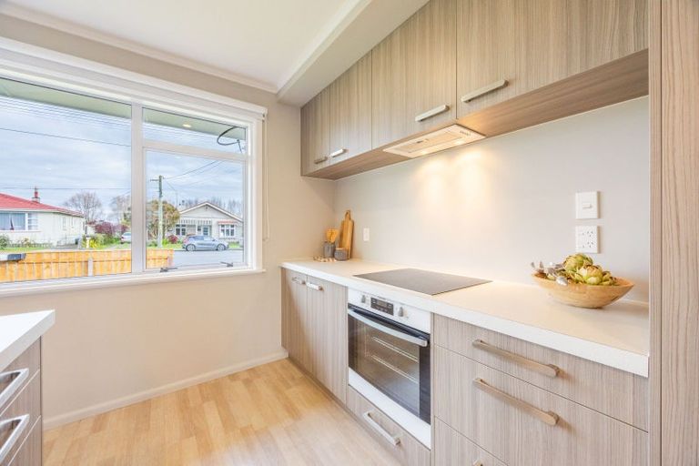 Photo of property in 6 Woburn Street, Waipukurau, 4200