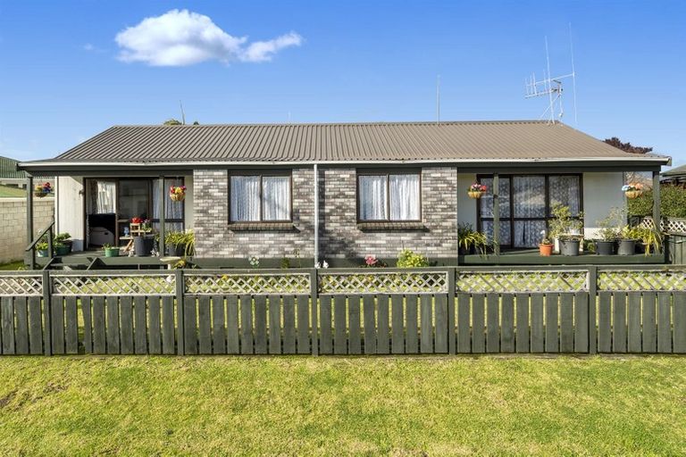 Photo of property in 1/18 Sinclair Street, Greerton, Tauranga, 3112