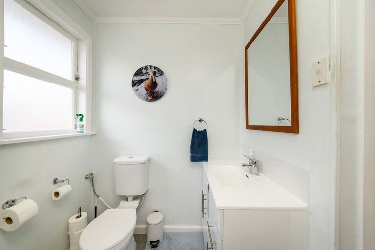 Photo of property in 76 Alexandra Street, Marton, 4710