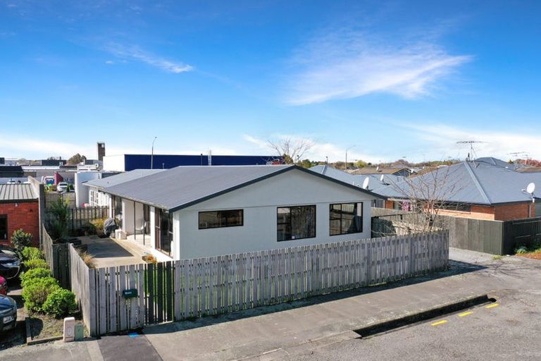 Photo of property in 17 Mona Square, Ashburton, 7700