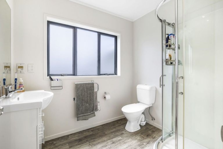 Photo of property in 2a Burn-murdoch Street, St Andrews, Hamilton, 3200