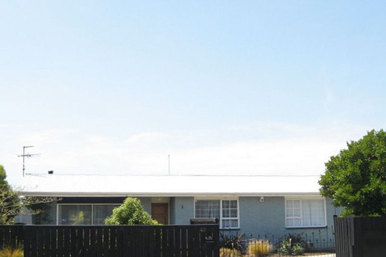 Photo of property in 49 Saint Heliers Crescent, Aranui, Christchurch, 8061