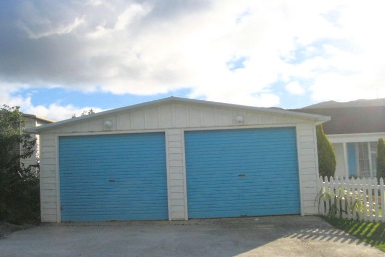 Photo of property in 276 Mitchell Street, Brooklyn, Wellington, 6021