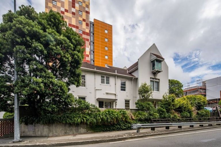 Photo of property in 115 Molesworth Street, Thorndon, Wellington, 6011