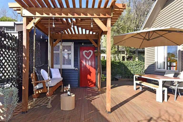 Photo of property in 104 Condell Avenue, Papanui, Christchurch, 8053