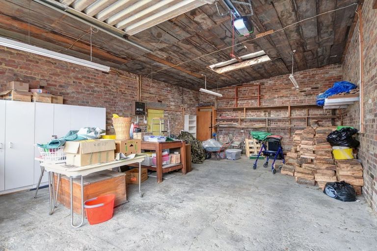 Photo of property in 18 Atkinson Street, South Dunedin, Dunedin, 9012