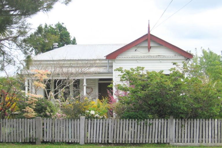 Photo of property in 15 Terminus Street, Te Aroha, 3320