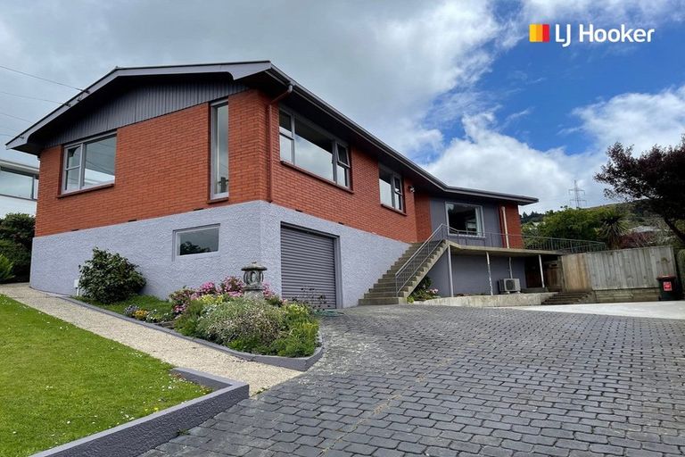 Photo of property in 73 Gilkison Street, Halfway Bush, Dunedin, 9010