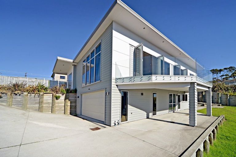 Photo of property in 6 Alexia Place, Flat Bush, Auckland, 2105