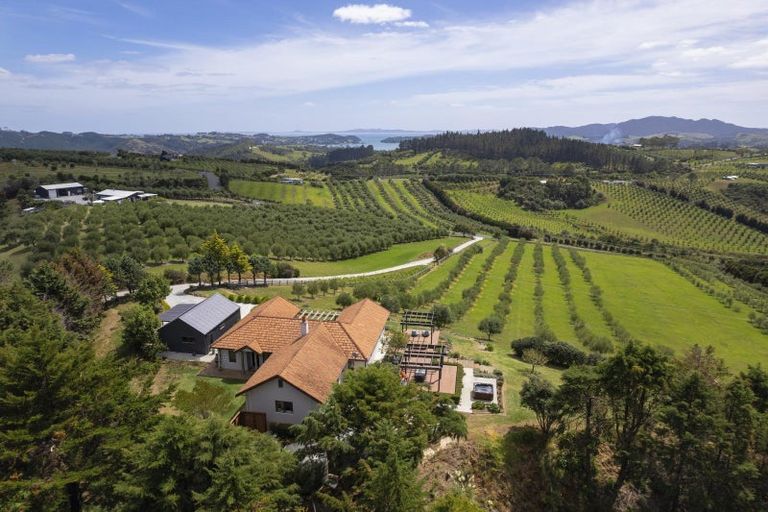 Photo of property in 30 Leccino Valley Road, Mangonui, 0494