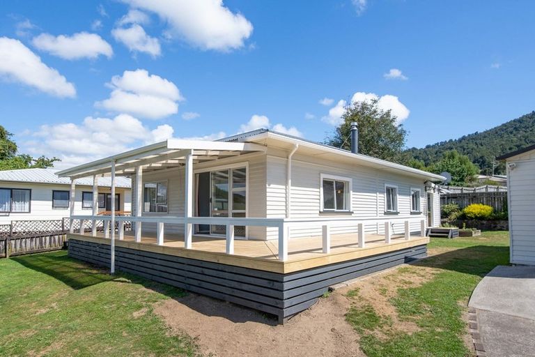 Photo of property in 32 Ruby Place, Pukehangi, Rotorua, 3015