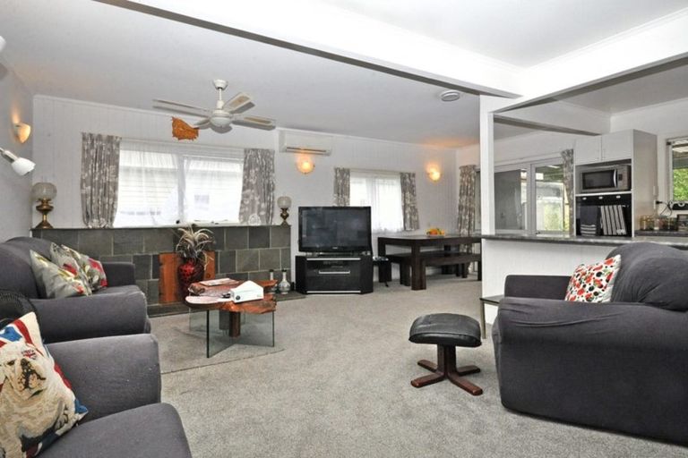 Photo of property in 35 Township Road, Waitakere, Auckland, 0816