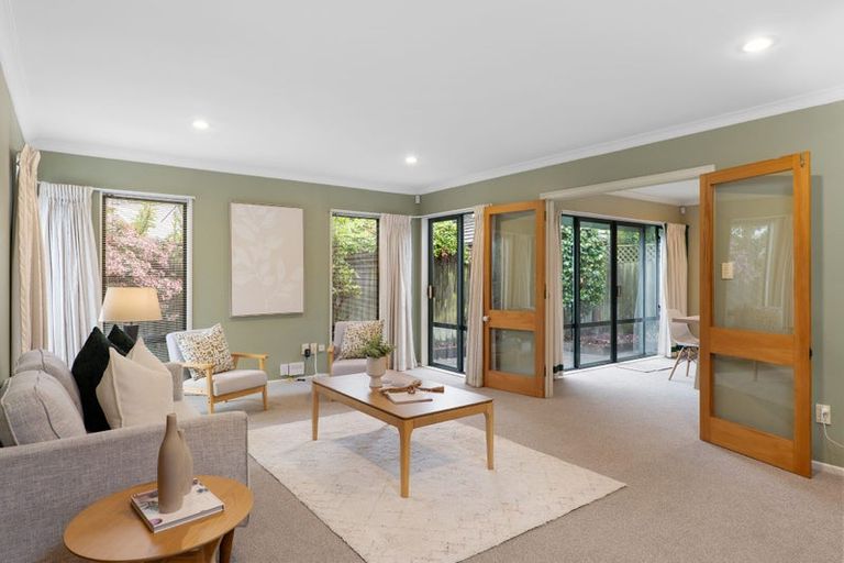 Photo of property in 2/56 Kotare Street, Fendalton, Christchurch, 8041