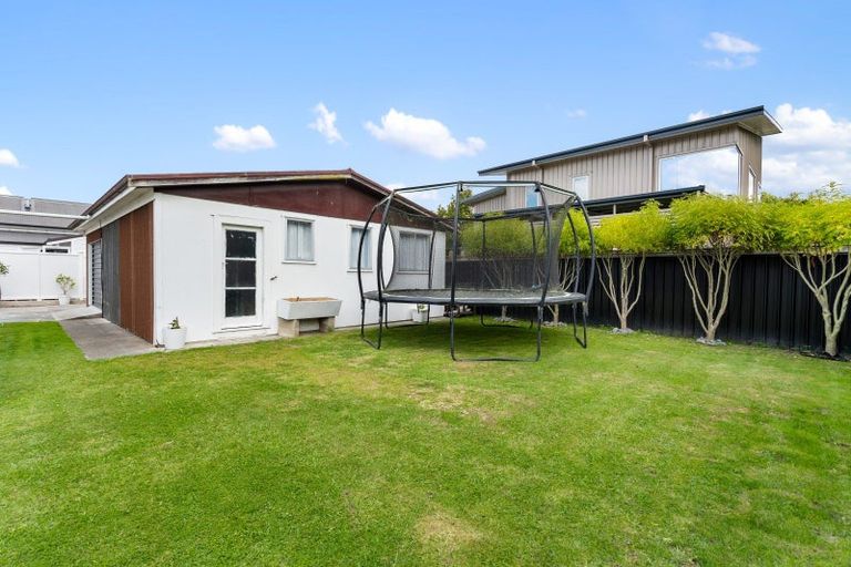 Photo of property in 13 Auckland Road, Greenmeadows, Napier, 4112