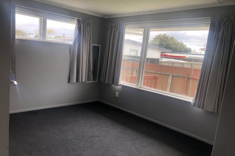 Photo of property in 24 Yvonne Street, Melville, Hamilton, 3206