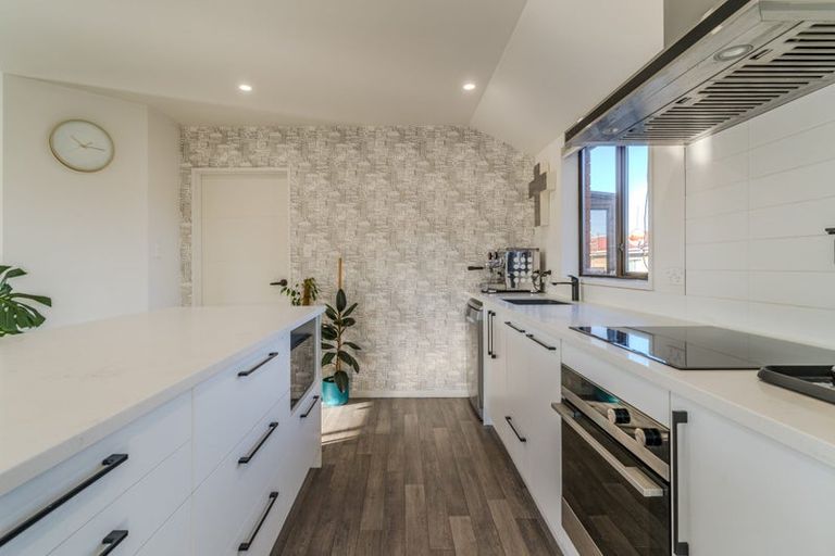 Photo of property in 38 Bay View Road, South Dunedin, Dunedin, 9012