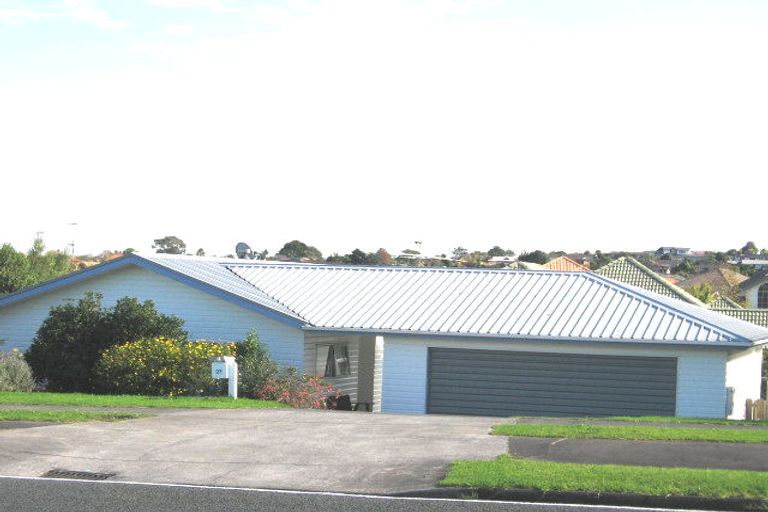 Photo of property in 27 Meadowland Drive, Somerville, Auckland, 2014