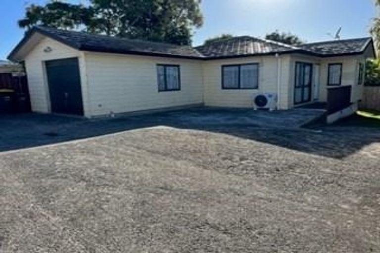 Photo of property in 146 Mahia Road, Wattle Downs, Auckland, 2103